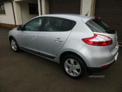 2011 Renault Megane 1.6 image 3