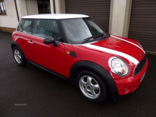 2010 MINI First 1.4 image 1