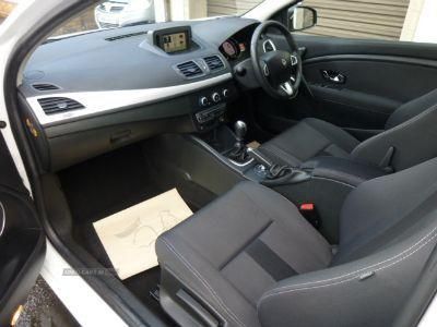 2012 Renault Megane TOM-TOM 1.6 image 4