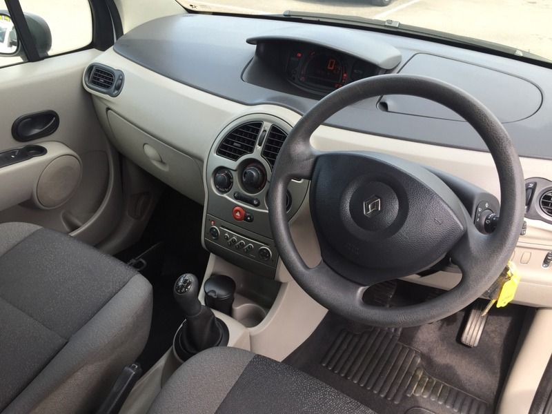 2005 Renault Modus image 3