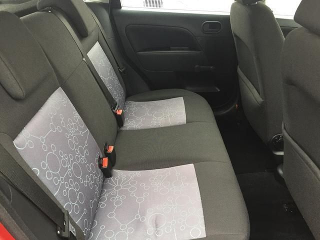 2006 Ford Fiesta image 5