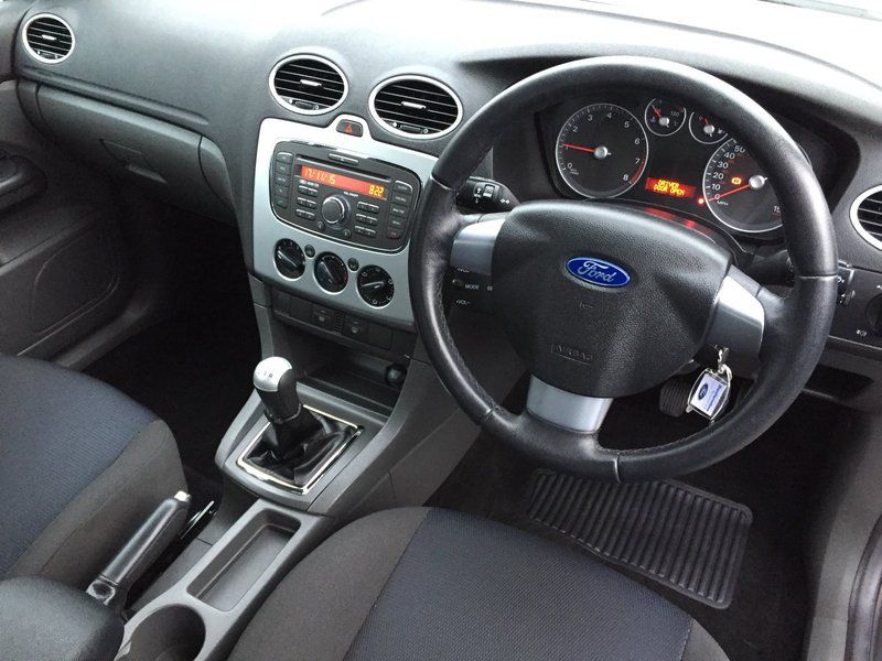 2008 Ford Focus Zetec image 4