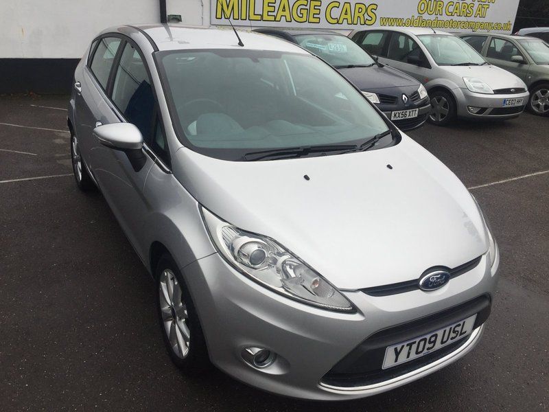2009 Ford Fiesta Zetec image 1