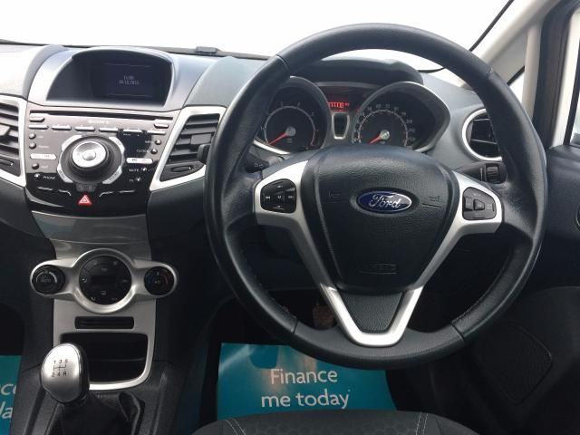 2011 FORD FIESTA 1.6 image 4