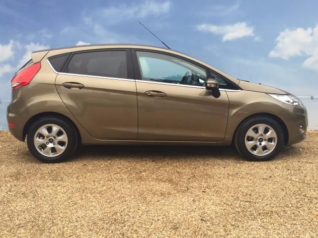2011 FORD FIESTA 1.6 TDCI image 3