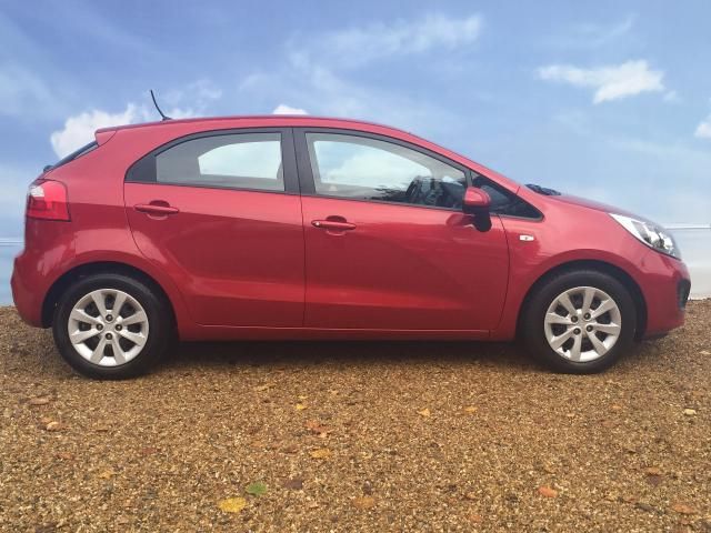 2013 KIA RIO 1.1 CRDI image 3
