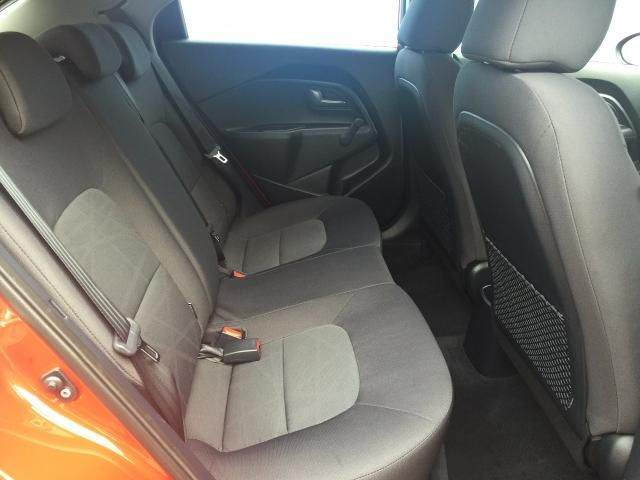 2013 KIA RIO 1.1 CRDI image 5