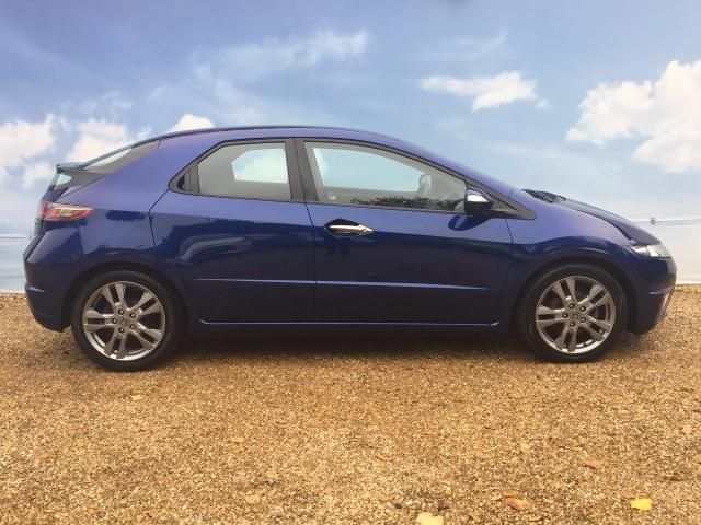 2010 HONDA CIVIC 2.2 I-CTDI image 3