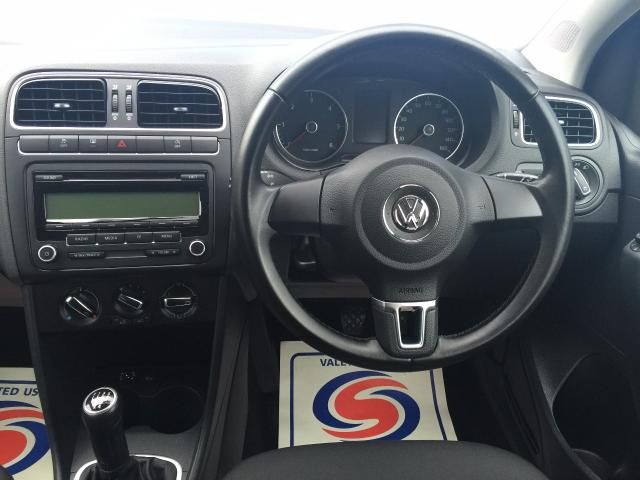 2011 VOLKSWAGEN POLO 1.2 TDI image 4