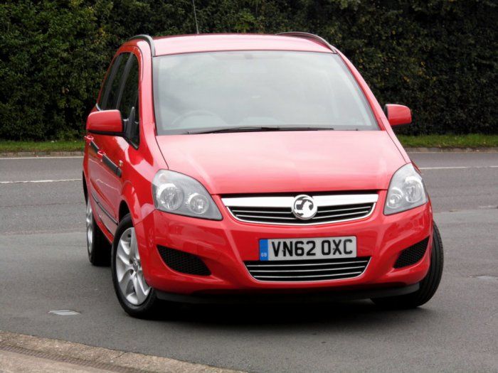 2012 Vauxhall Zafira 1.6 i VVT image 1