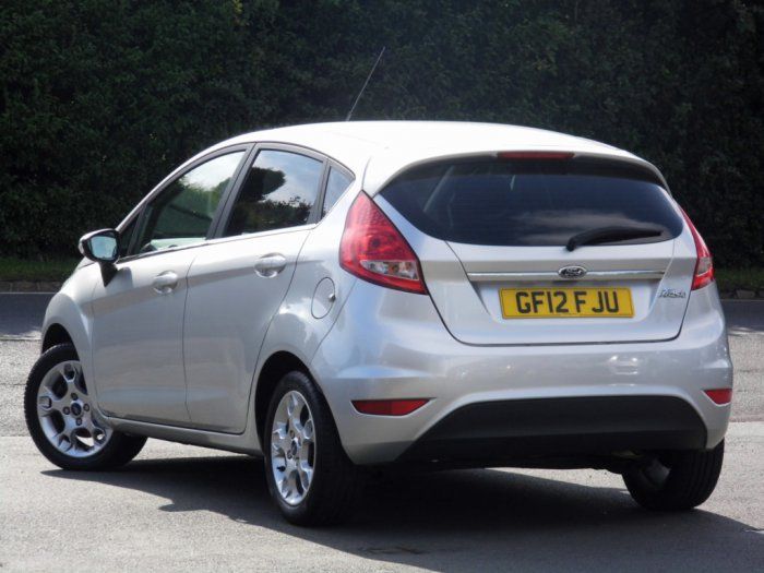 2012 Ford Fiesta 1.4 Zetec image 2