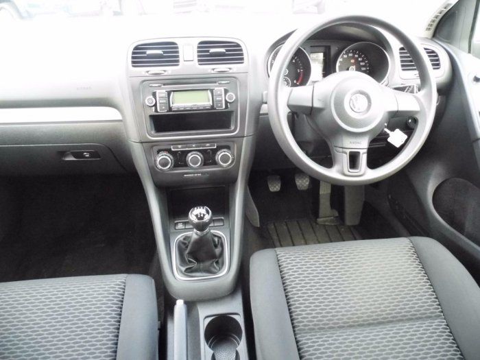 2009 Volkswagen Golf 1.6 TDI S image 3