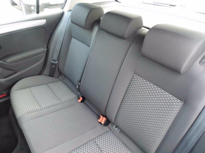 2009 Volkswagen Golf 1.6 TDI S image 5