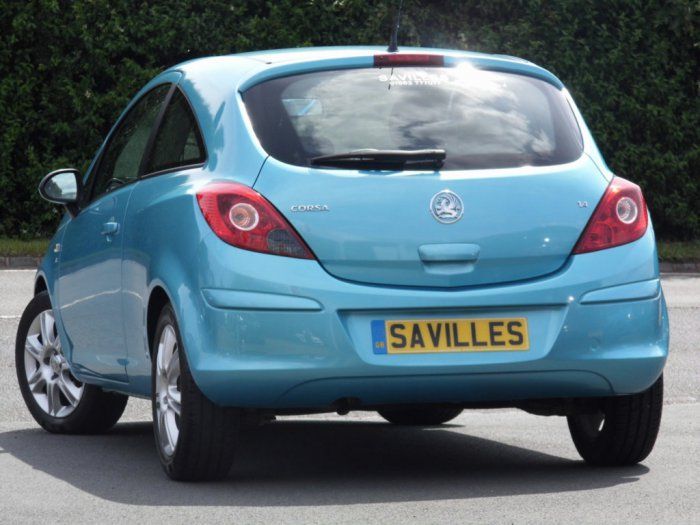 2010 Vauxhall Corsa 1.4 i 16v SE image 2