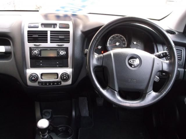 2006 KIA SPORTAGE 2.0 XS CRDI image 4