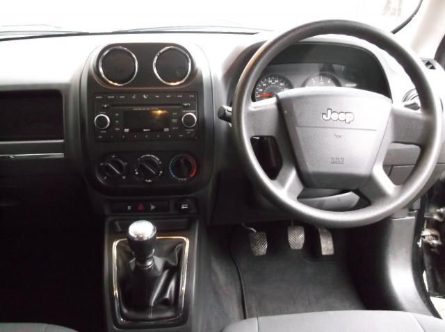 2010 JEEP PATRIOT 2.0 SPORT CRD image 4