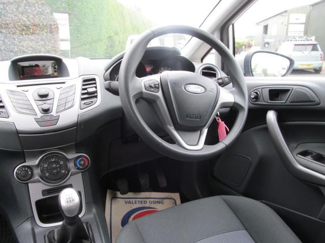 2011 FORD FIESTA 1.2 EDGE image 4