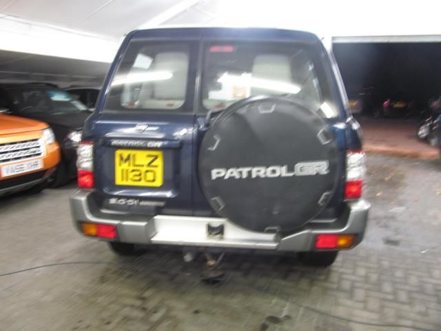 2003 NISSAN PATROL 3.0 SVE TD image 3