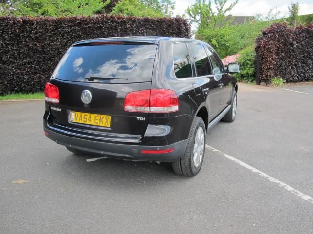 2005 VOLKSWAGEN TOUAREG 2.5 TDI SPORT image 3