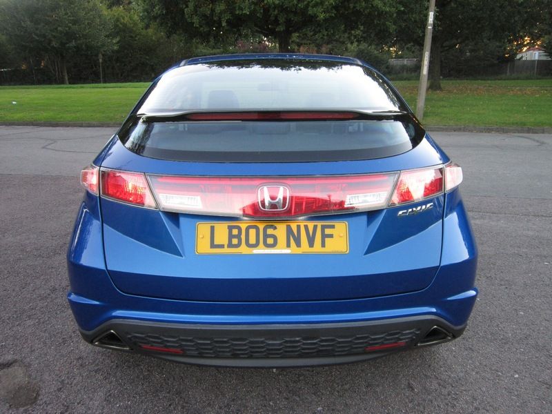 2006 Honda Civic ES I-vtec image 3