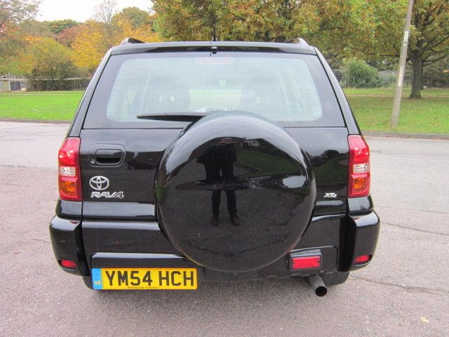 2005 Toyota RAV4 XT4 Vvt-i image 3