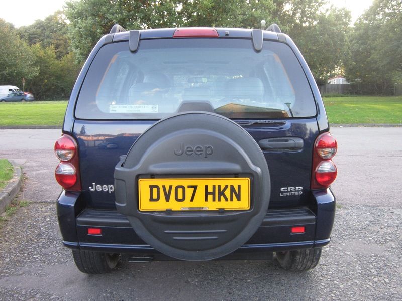 2007 Jeep Cherokee Limited CRD 4X4 image 2