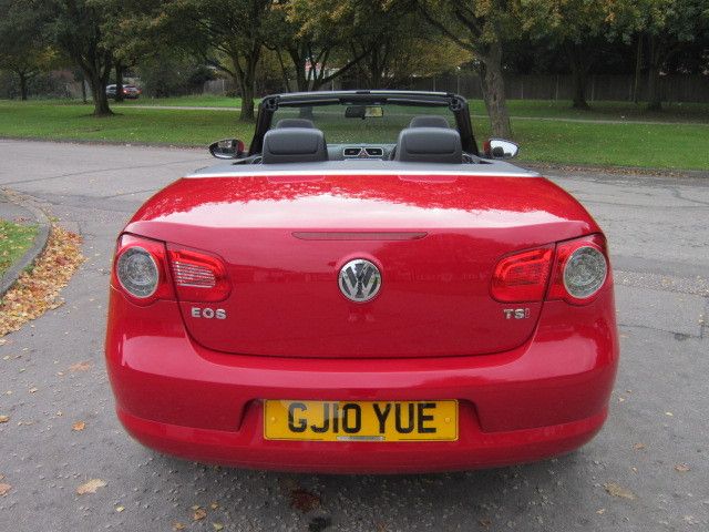 2010 Volkswagen Eos TSI S image 4