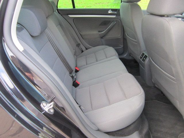 2008 Volkswagen Golf TDi image 5