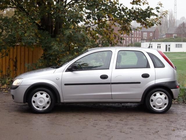 2002 VAUXHALL CORSA 1.2 CLUB image 3