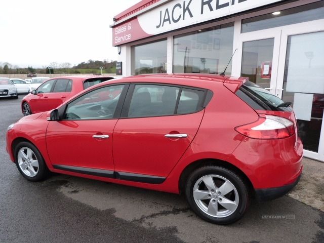 2009 Renault Megane 1.6 VVT image 3
