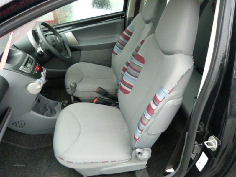 2011 Citroen C1 1.0 image 5