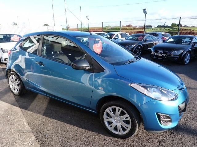 2012 Mazda Mazda2 1.3 TS image 2