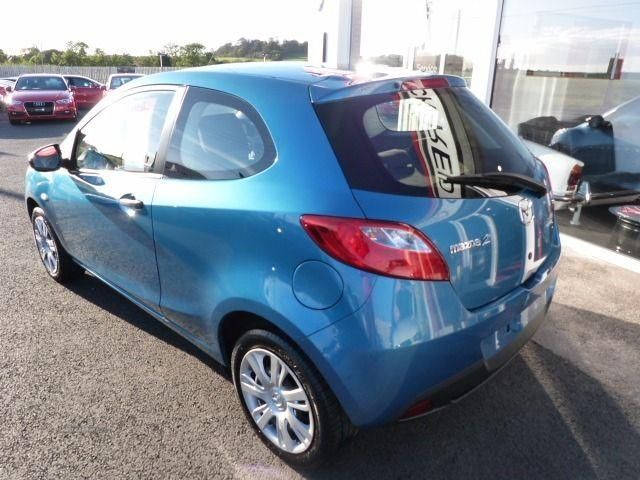 2012 Mazda Mazda2 1.3 TS image 3