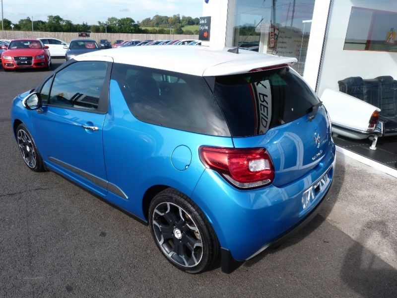 2011 Citroen DS3 1.6 HDi DSport image 3
