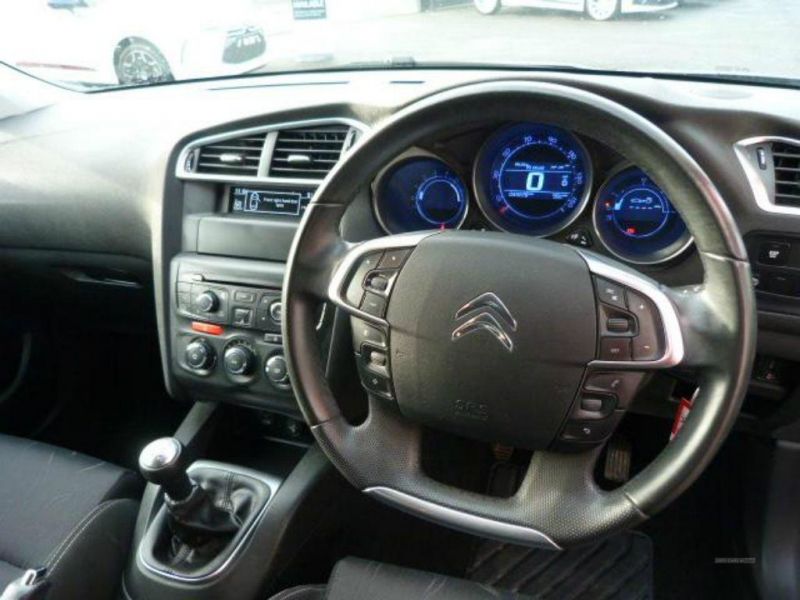 2012 Citroen C4 VTR+ HDI image 4