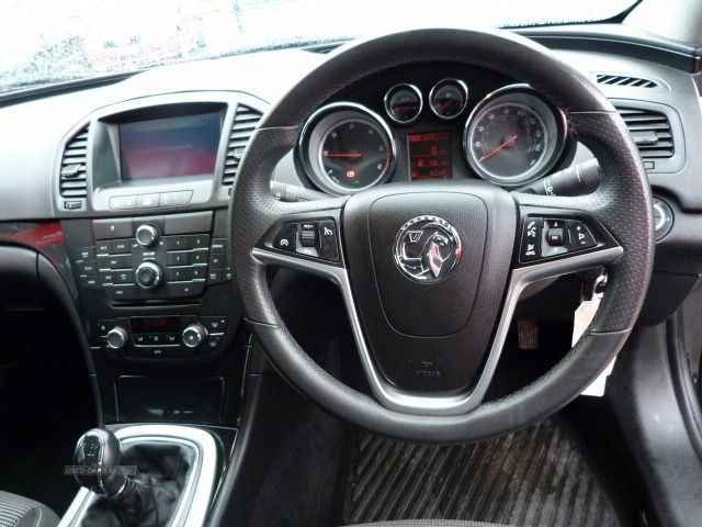 2012 Vauxhall Insignia 2.0 CDTi image 4