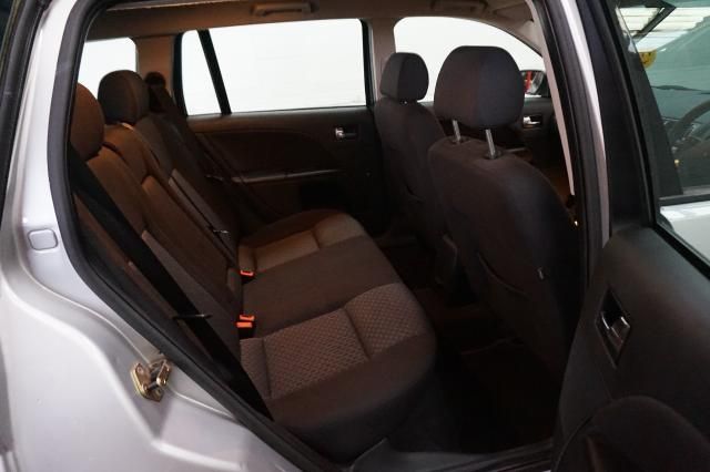 2005 FORD MONDEO 2.0 GHIA image 5