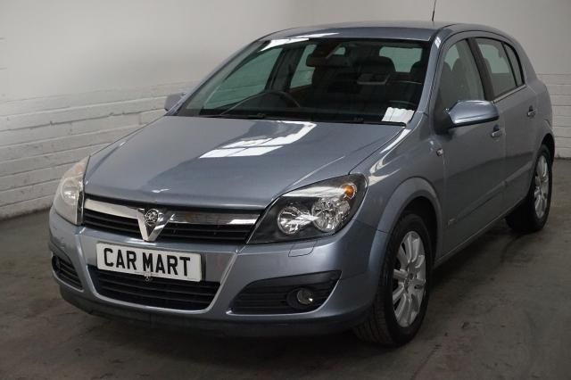 2006 VAUXHALL ASTRA 1.6 DESIGN image 1
