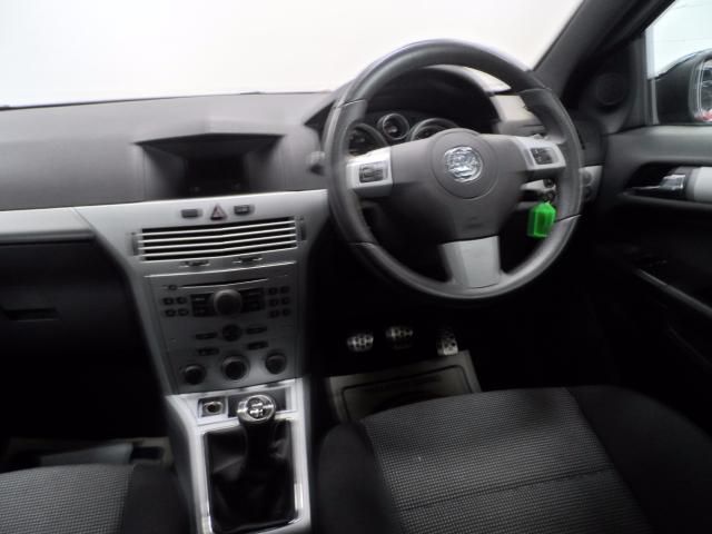 2006 VAUXHALL ASTRA 1.6 SXI image 4