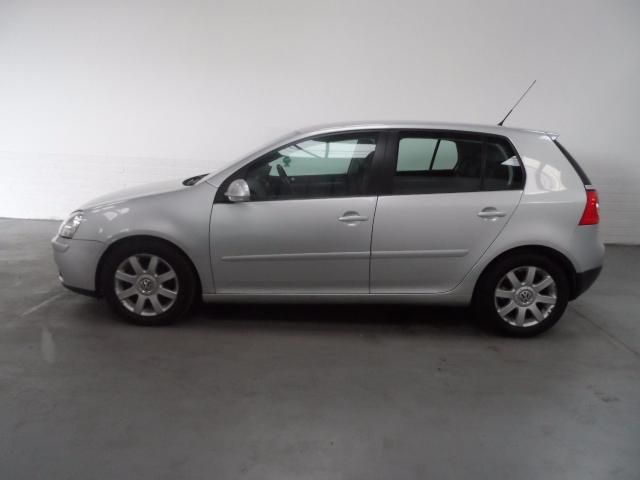 2006 VOLKSWAGEN GOLF 2.0 GT TDI image 3
