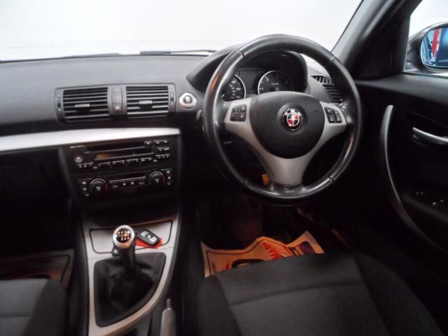 2007 BMW 1 SERIES 2.0 118D SE image 4