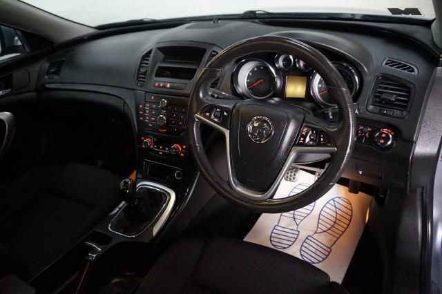 2009 VAUXHALL INSIGNIA 1.8 SRI image 4