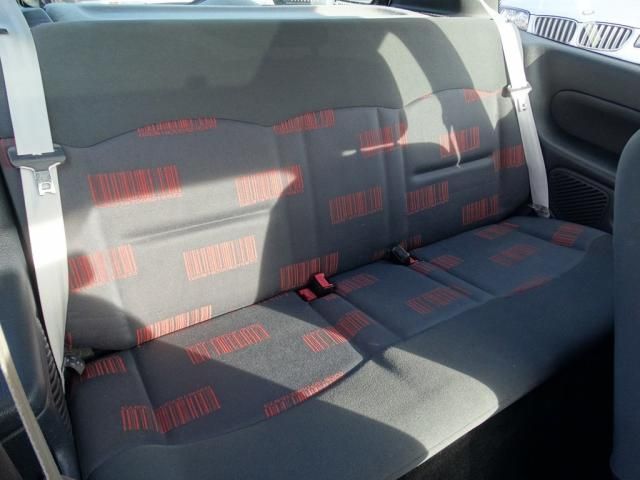 2004 RENAULT CLIO 1.1 image 5