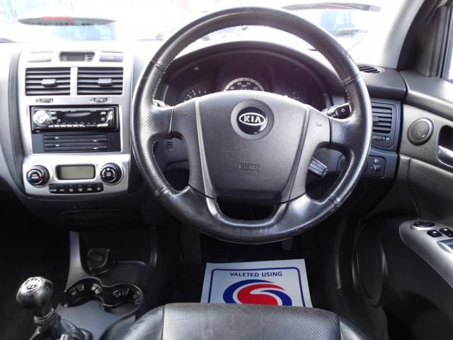 2005 KIA SPORTAGE 2.0 XS CRDI image 4