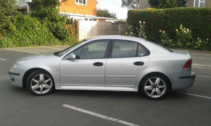 2004 Saab 9-3 Vector Sport image 4