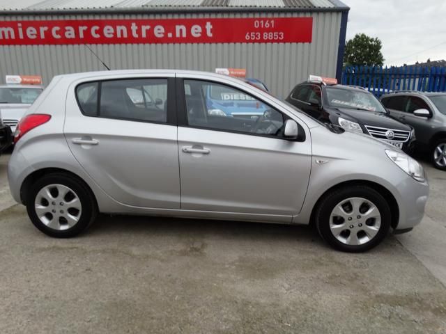 2011 HYUNDAI I20 1.2 COMFORT image 2
