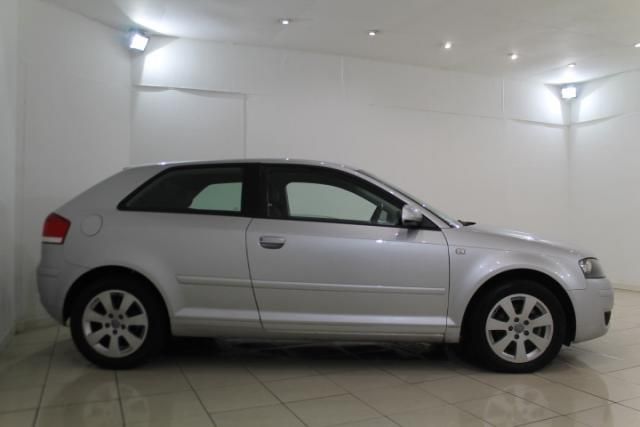 2003 AUDI A3 2.0 FSI SE image 2