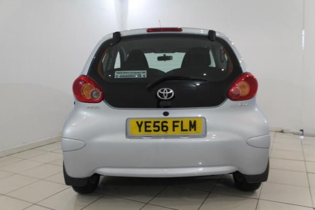 2006 TOYOTA AYGO 1.0 SPORT image 3