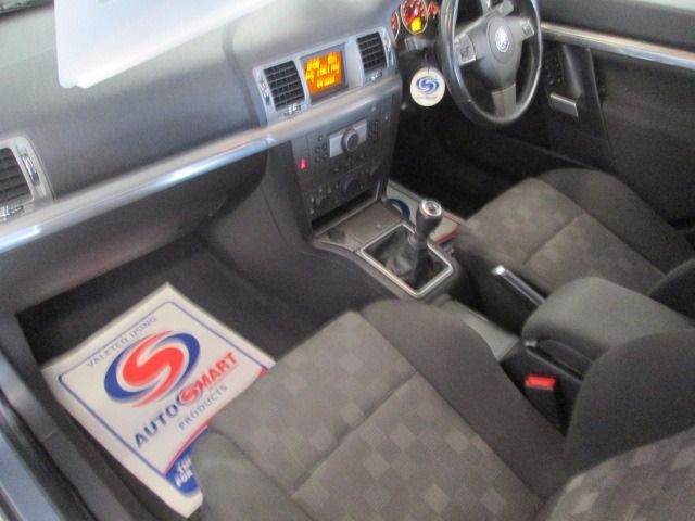 2008 VAUXHALL VECTRA 1.8 VVT SRI image 5