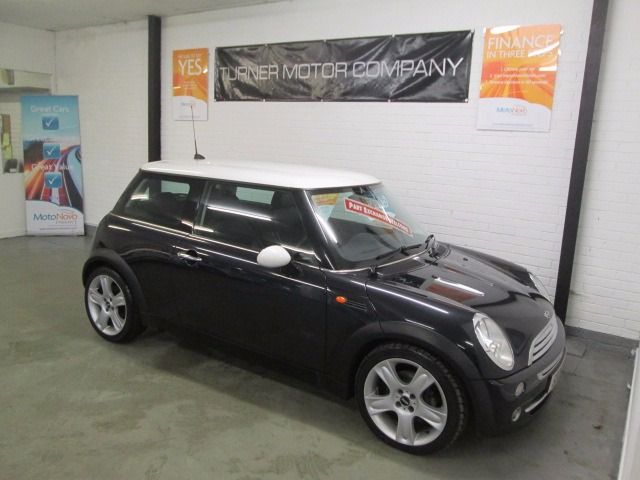 2005 MINI HATCH COOPER 1.6 image 1
